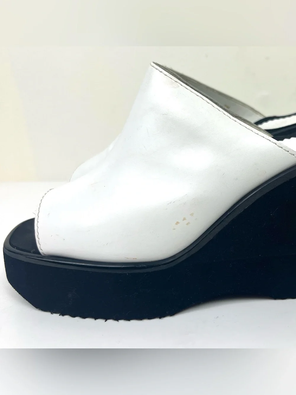 Vintage Y2K Bongo Platform Wedge